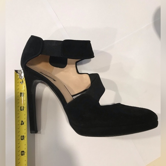 GIORGIO ARMANI Suede women shoes SZ 7 - Picture 3 of 9